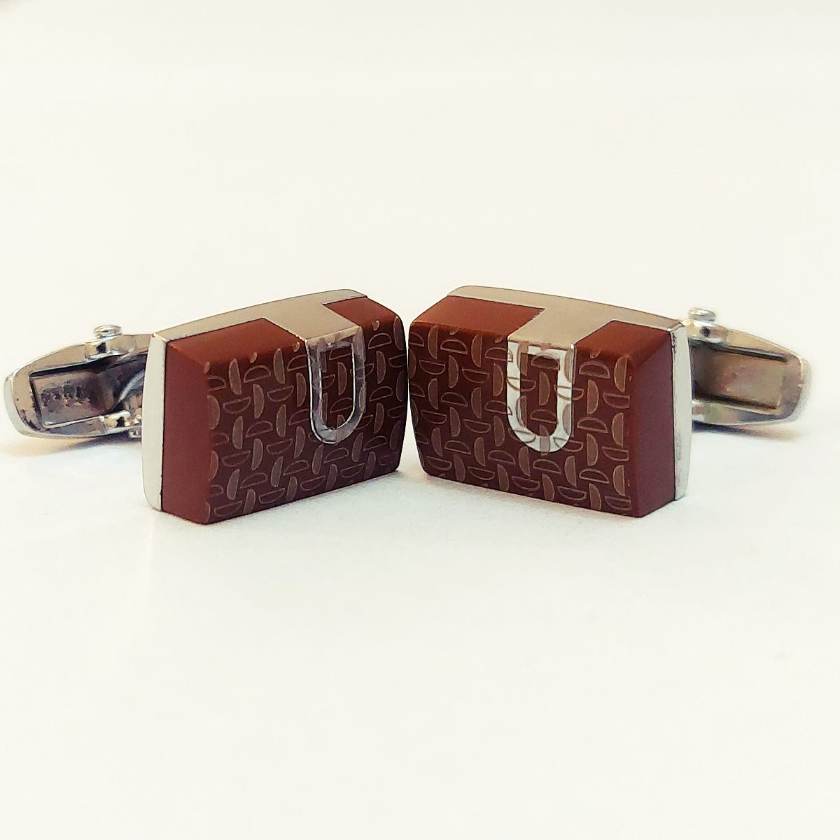 Elegant Men’s Cufflinks