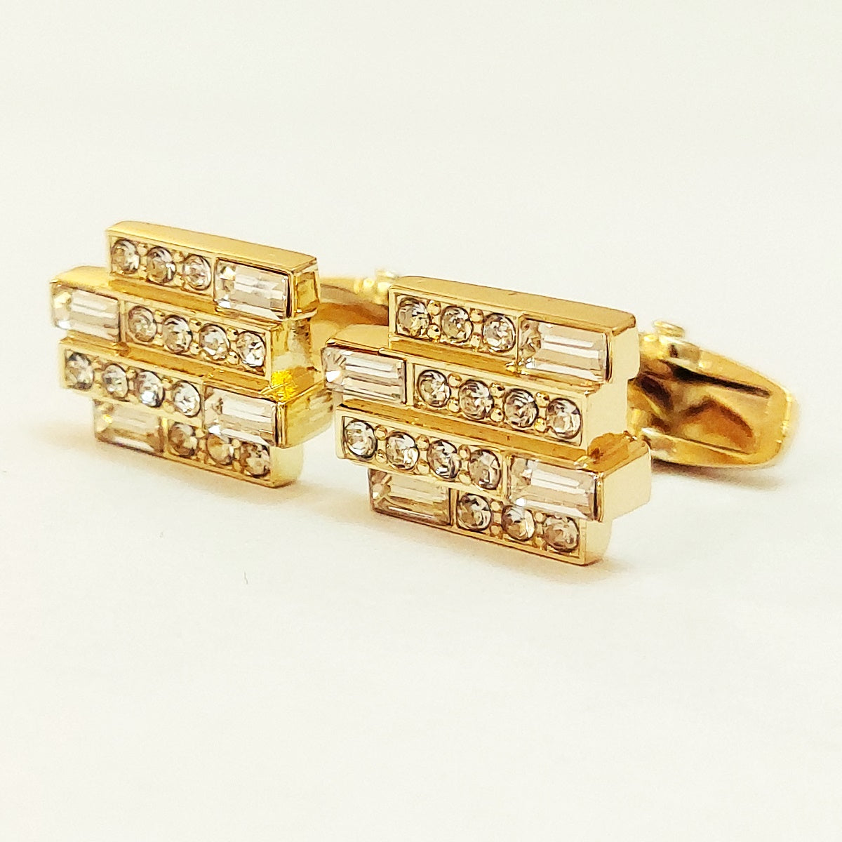 Elegant Men’s Cufflinks