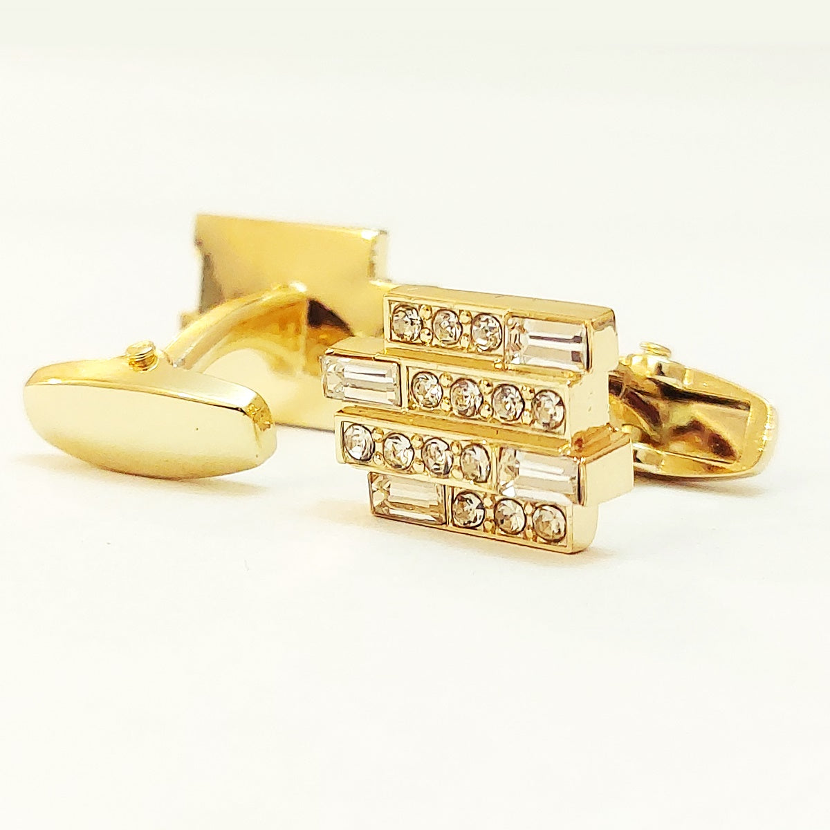 Elegant Men’s Cufflinks