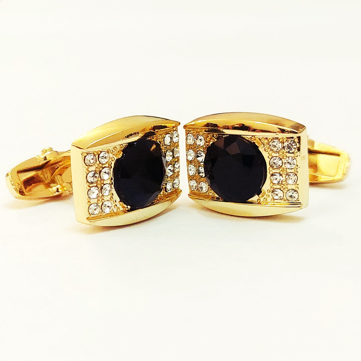 Stylish Men’s Cufflinks