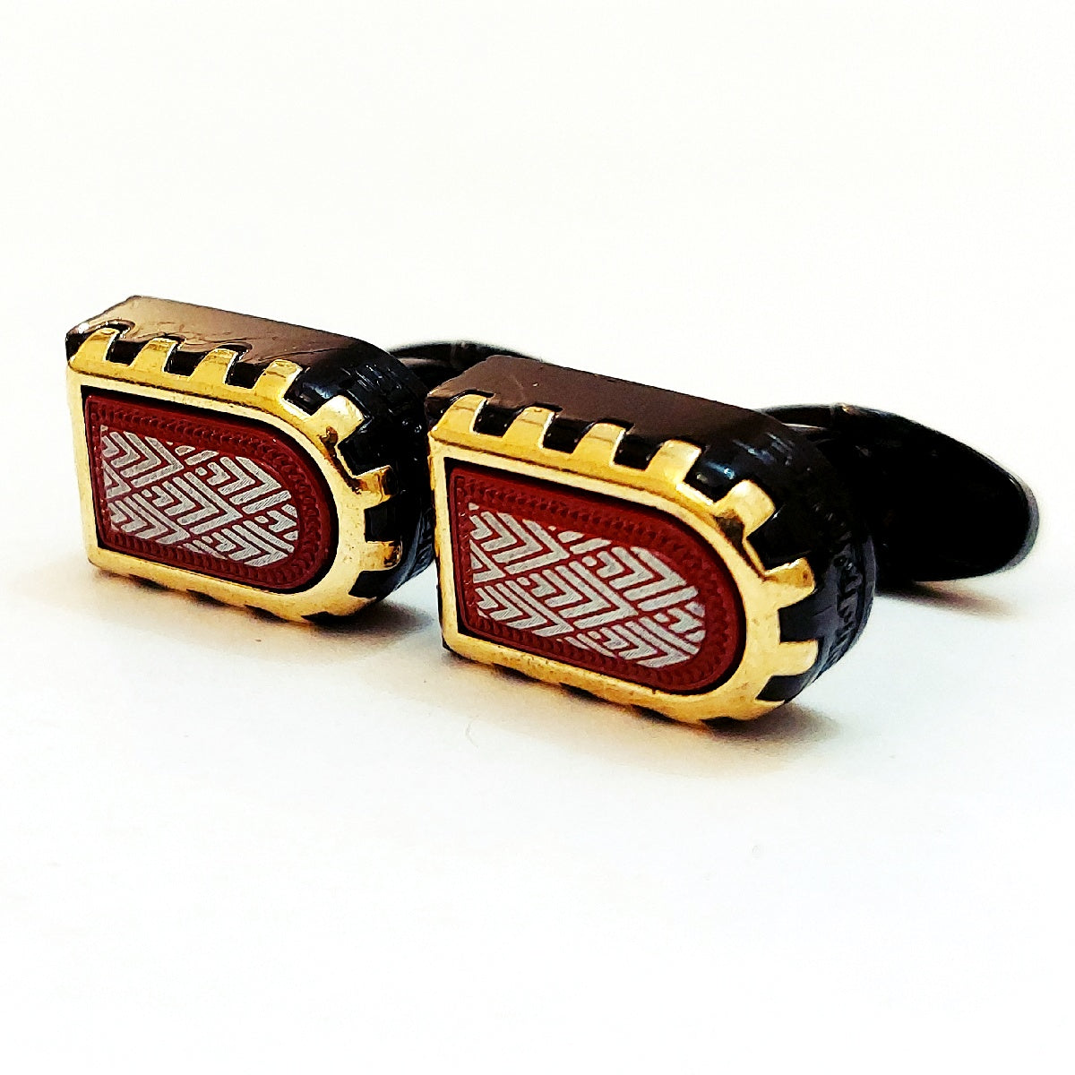 Trendy Men’s Cufflinks