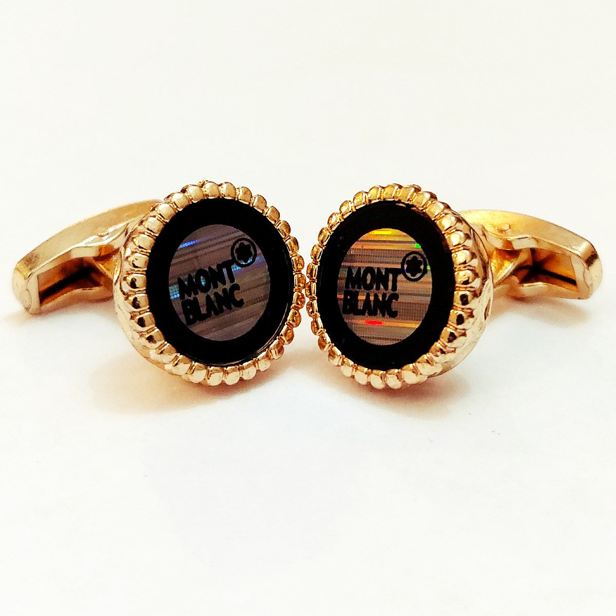 Trendy Men’s Cufflinks