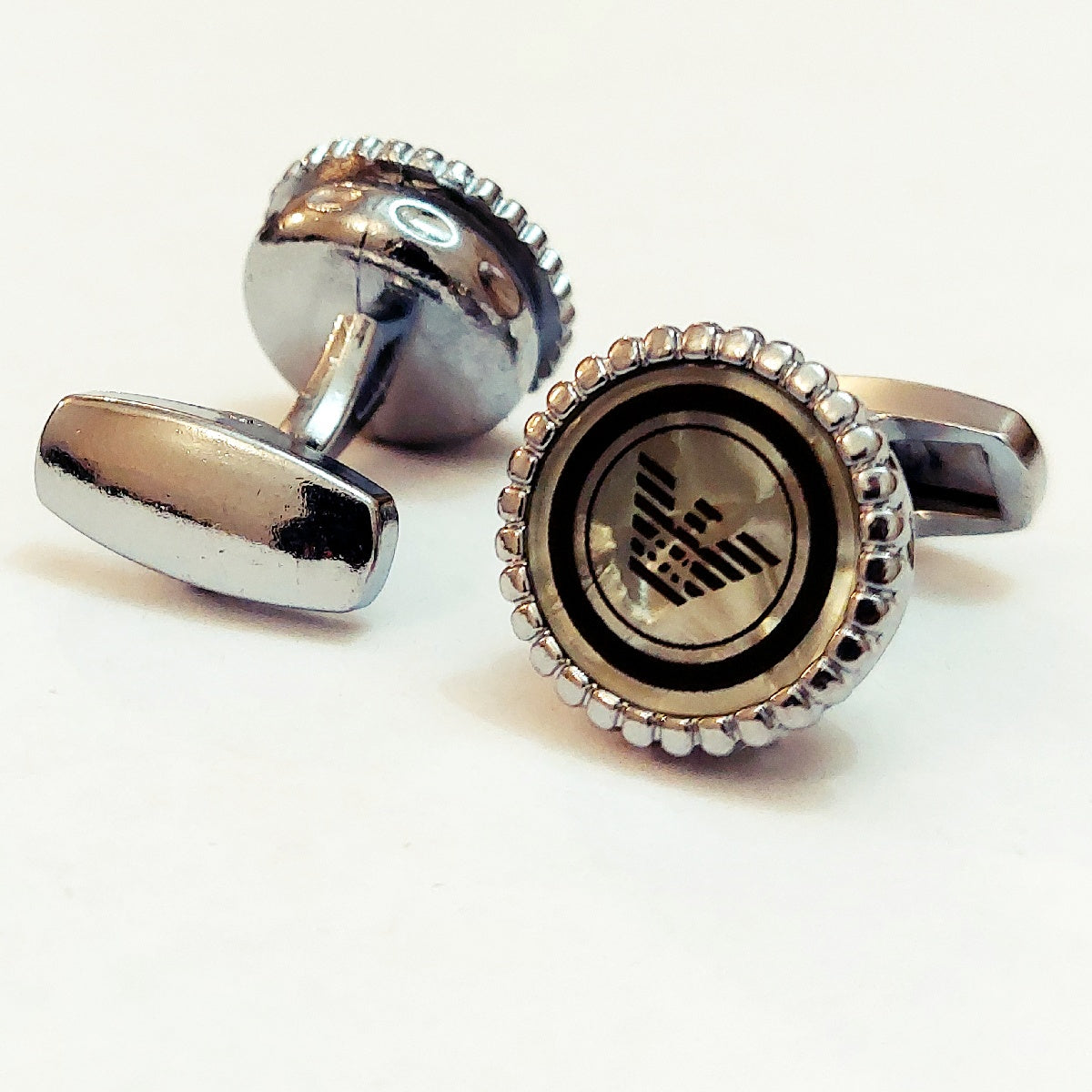 Trendy Men’s Cufflinks