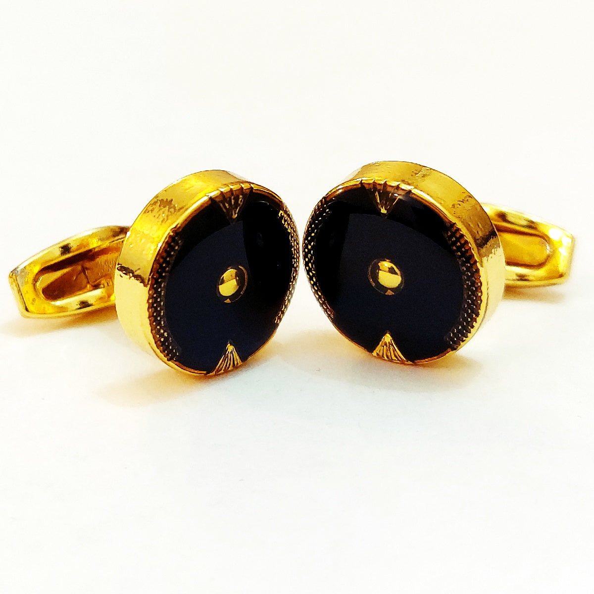 Elegant Men’s Cufflinks