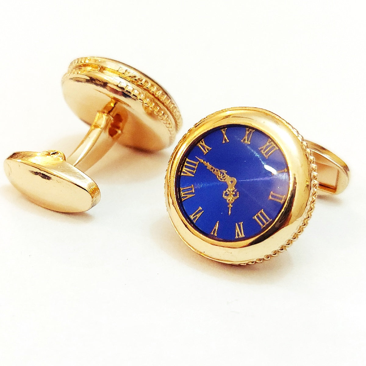 Trendy Men’s Cufflinks
