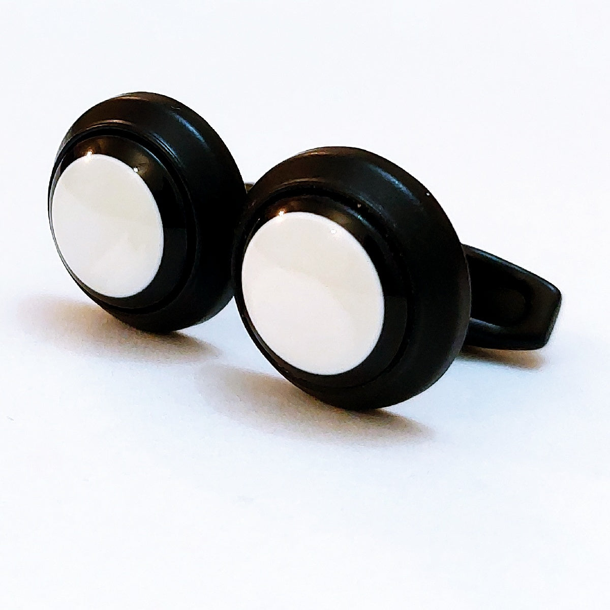 Classy Men’s Cufflinks