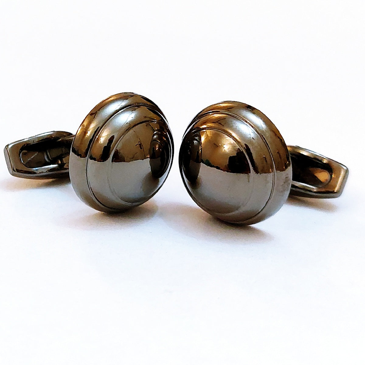 Elegant Men’s Cufflinks