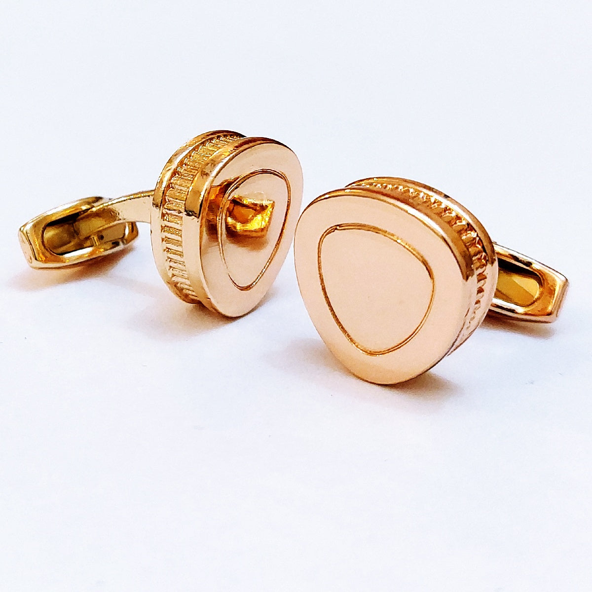 Elegant Men’s Cufflinks