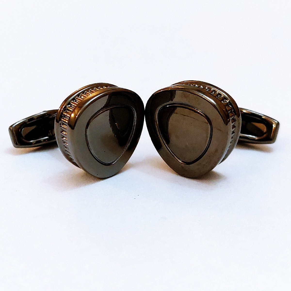 Elegant Men’s Cufflinks