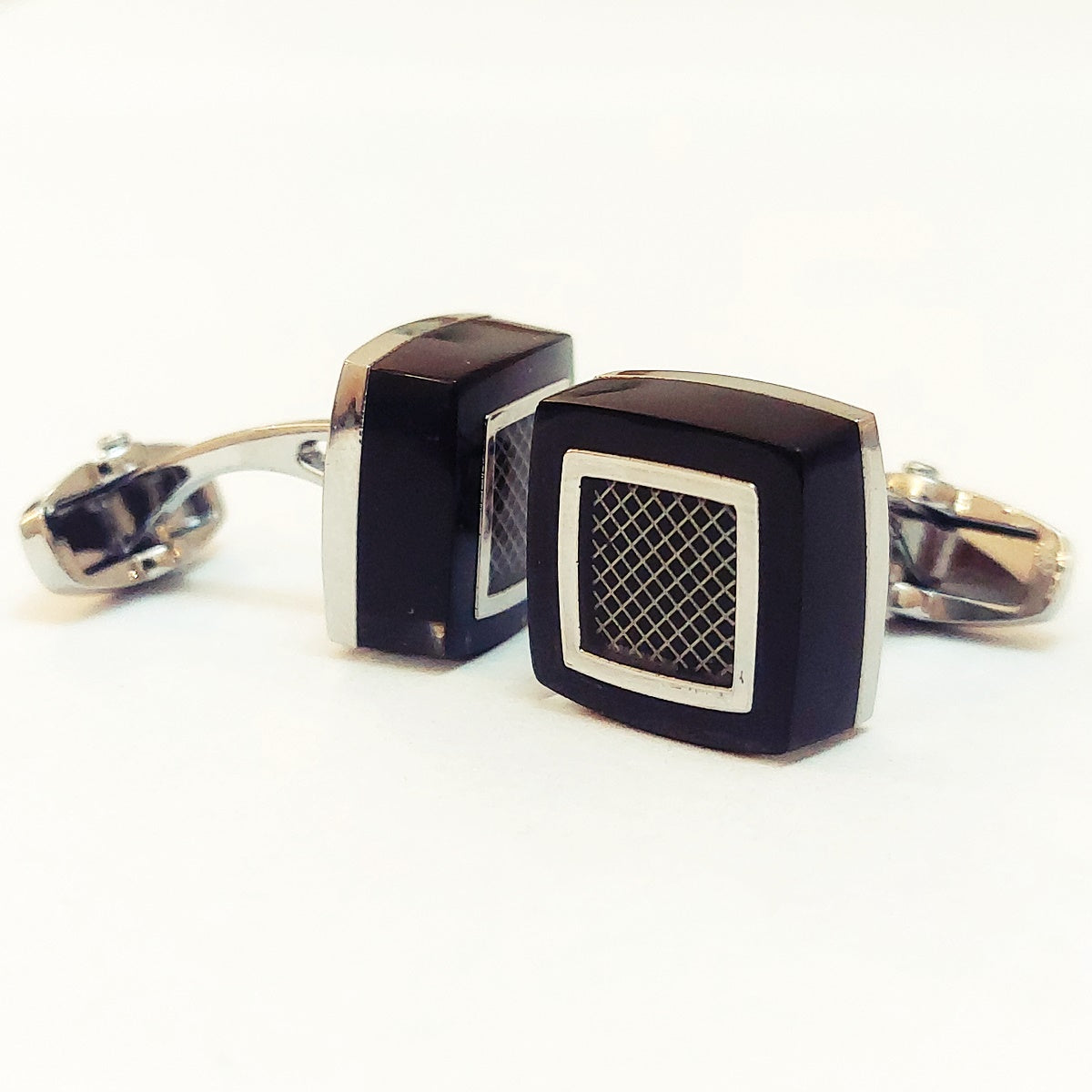 Elegant Men’s Cufflinks