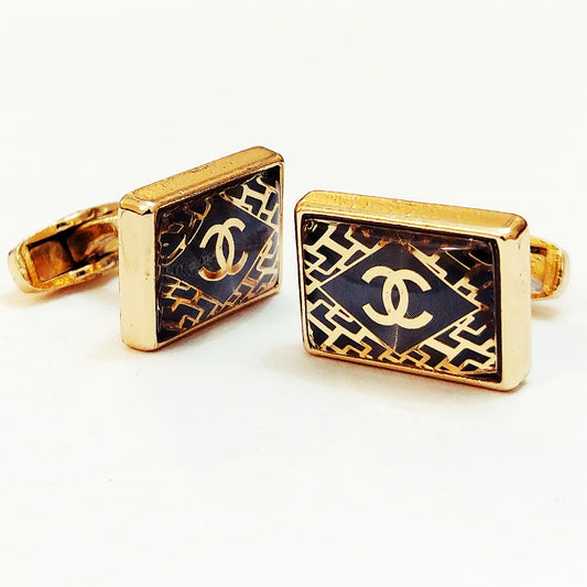 Charming Men’s Cufflinks