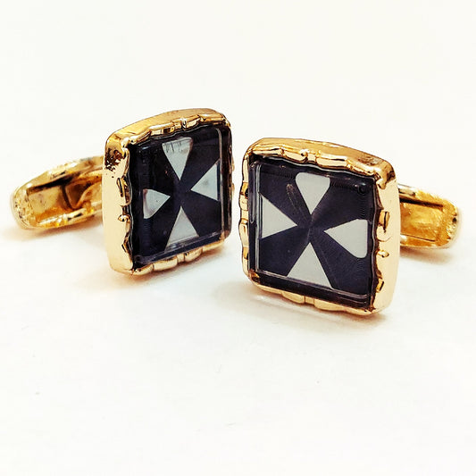 Charming Men’s Cufflinks