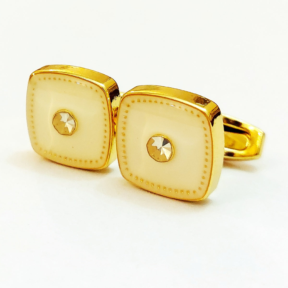 Charming Men’s Cufflinks