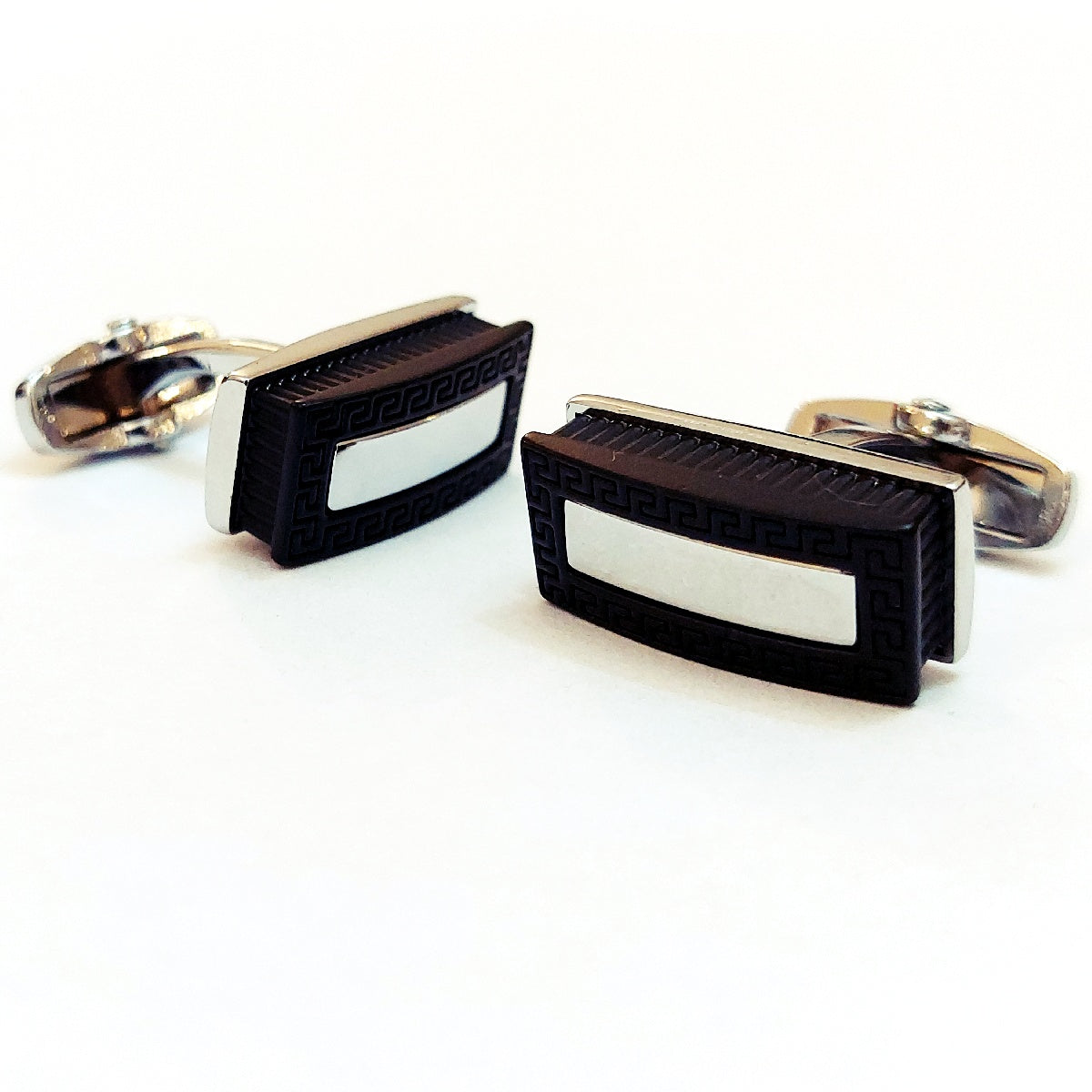Elegant Men’s Cufflinks